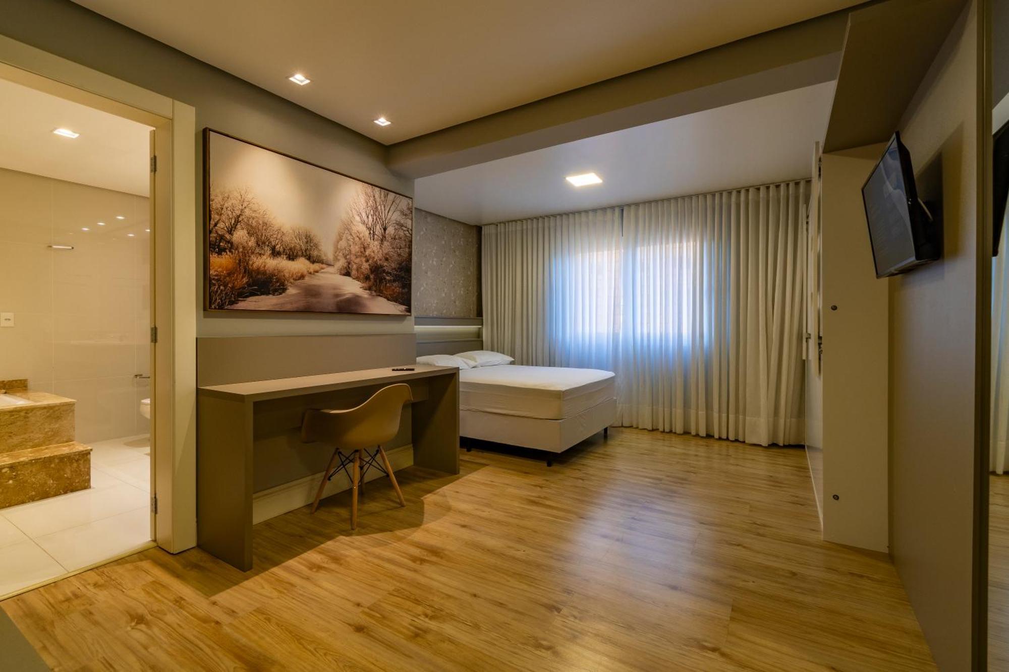 A Apenas 300 Mts Da Rua Coberta, No Exclusivo Via Florida Apartment Gramado Bagian luar foto