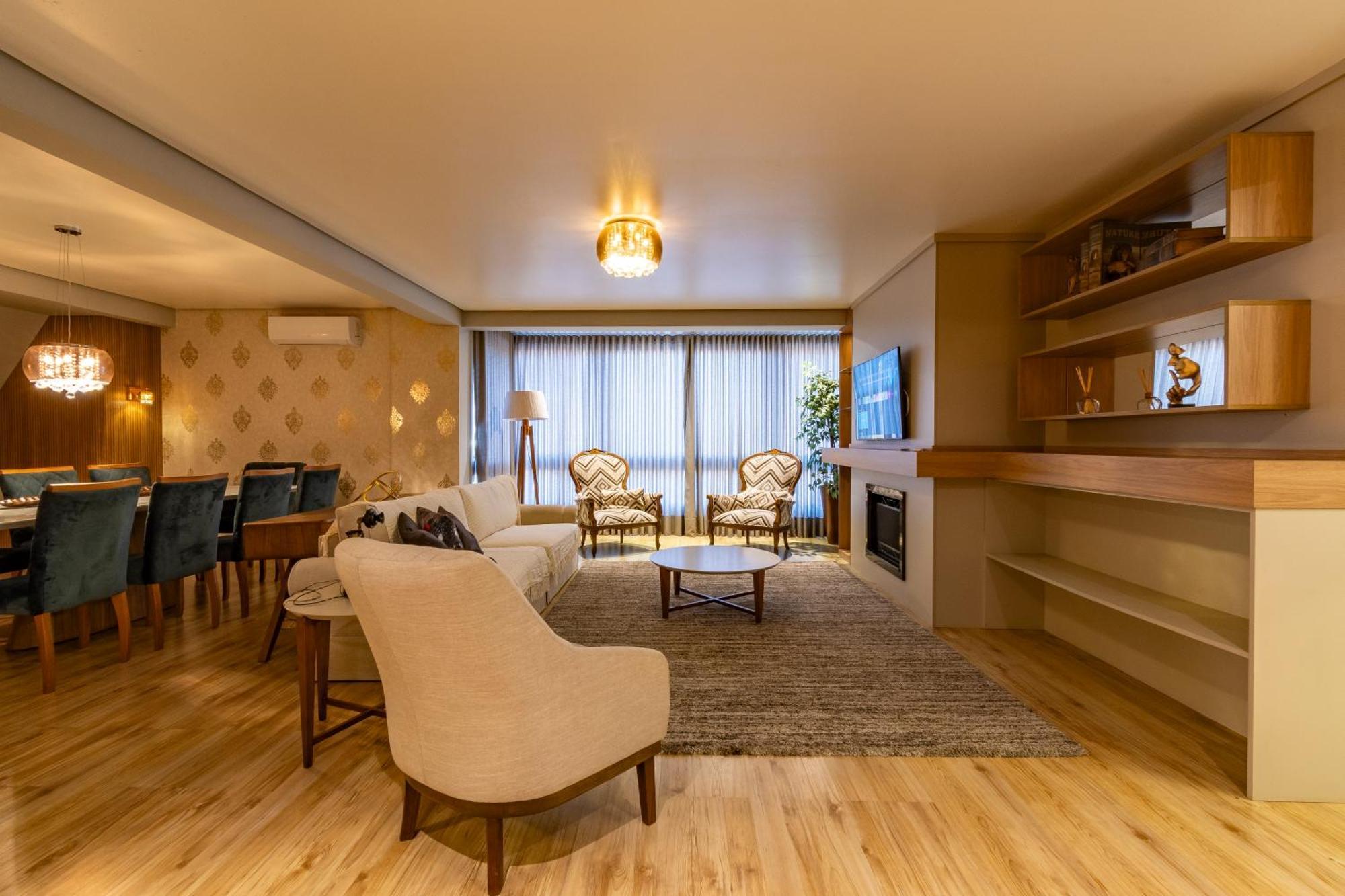 A Apenas 300 Mts Da Rua Coberta, No Exclusivo Via Florida Apartment Gramado Bagian luar foto