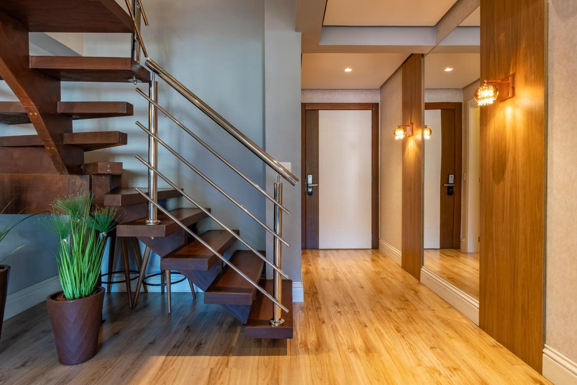 A Apenas 300 Mts Da Rua Coberta, No Exclusivo Via Florida Apartment Gramado Bagian luar foto