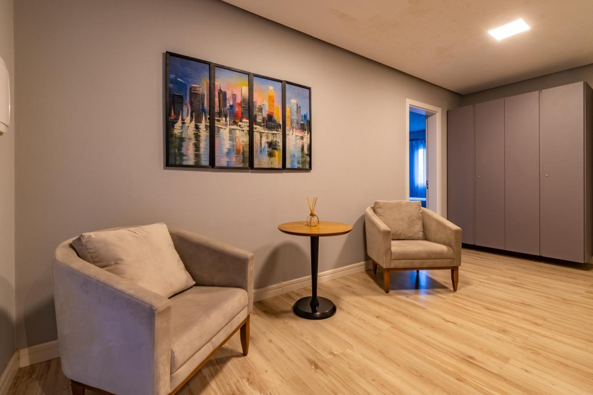 A Apenas 300 Mts Da Rua Coberta, No Exclusivo Via Florida Apartment Gramado Bagian luar foto
