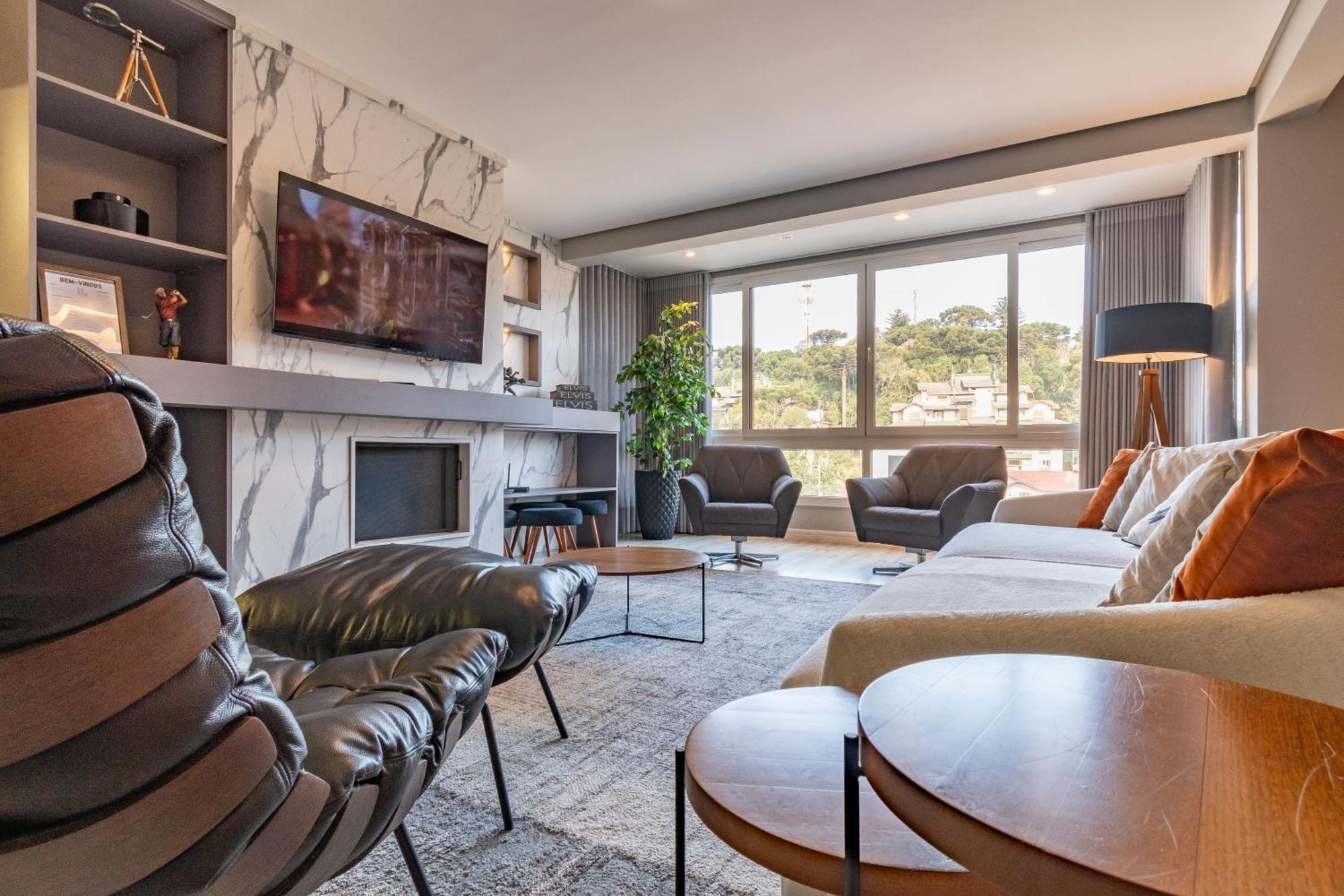 A Apenas 300 Mts Da Rua Coberta, No Exclusivo Via Florida Apartment Gramado Bagian luar foto