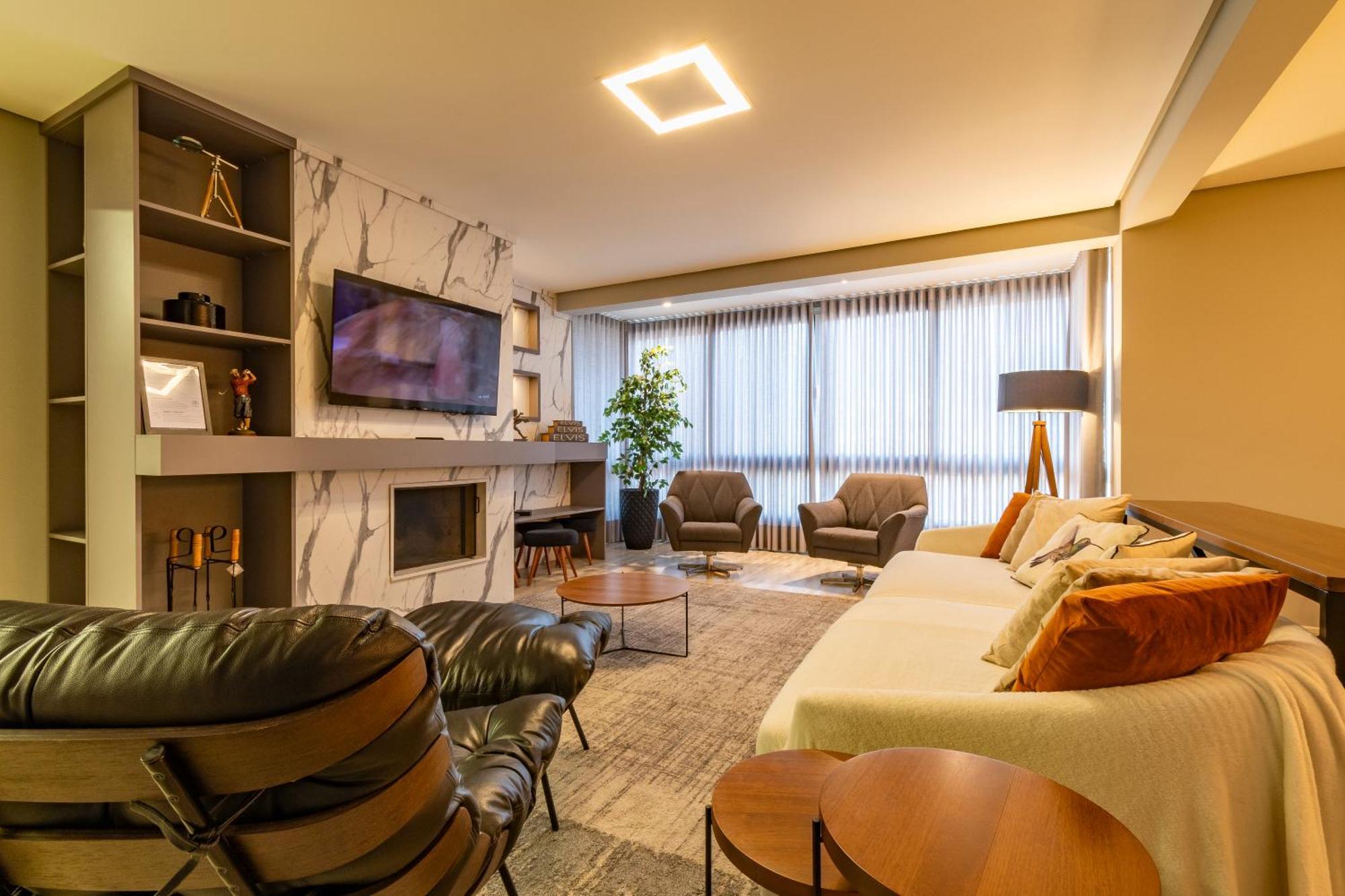 A Apenas 300 Mts Da Rua Coberta, No Exclusivo Via Florida Apartment Gramado Bagian luar foto