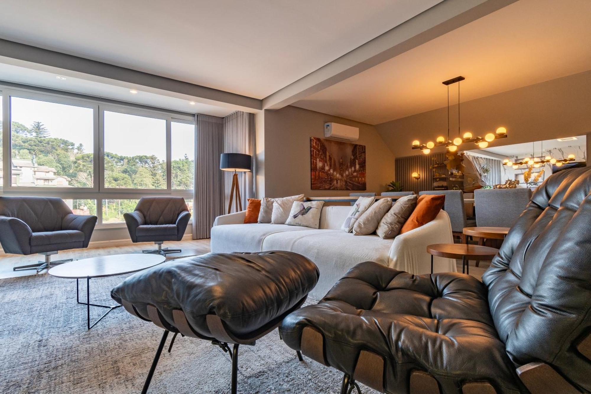 A Apenas 300 Mts Da Rua Coberta, No Exclusivo Via Florida Apartment Gramado Bagian luar foto