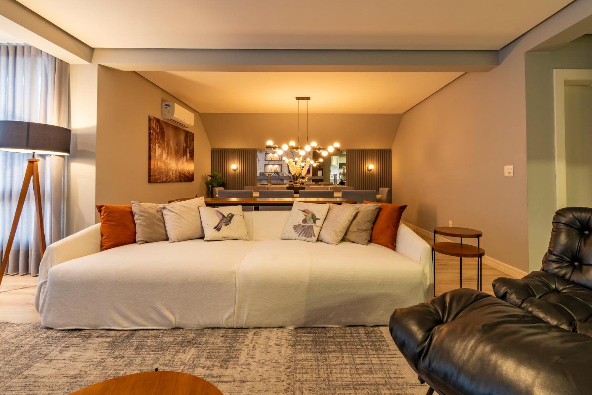 A Apenas 300 Mts Da Rua Coberta, No Exclusivo Via Florida Apartment Gramado Bagian luar foto