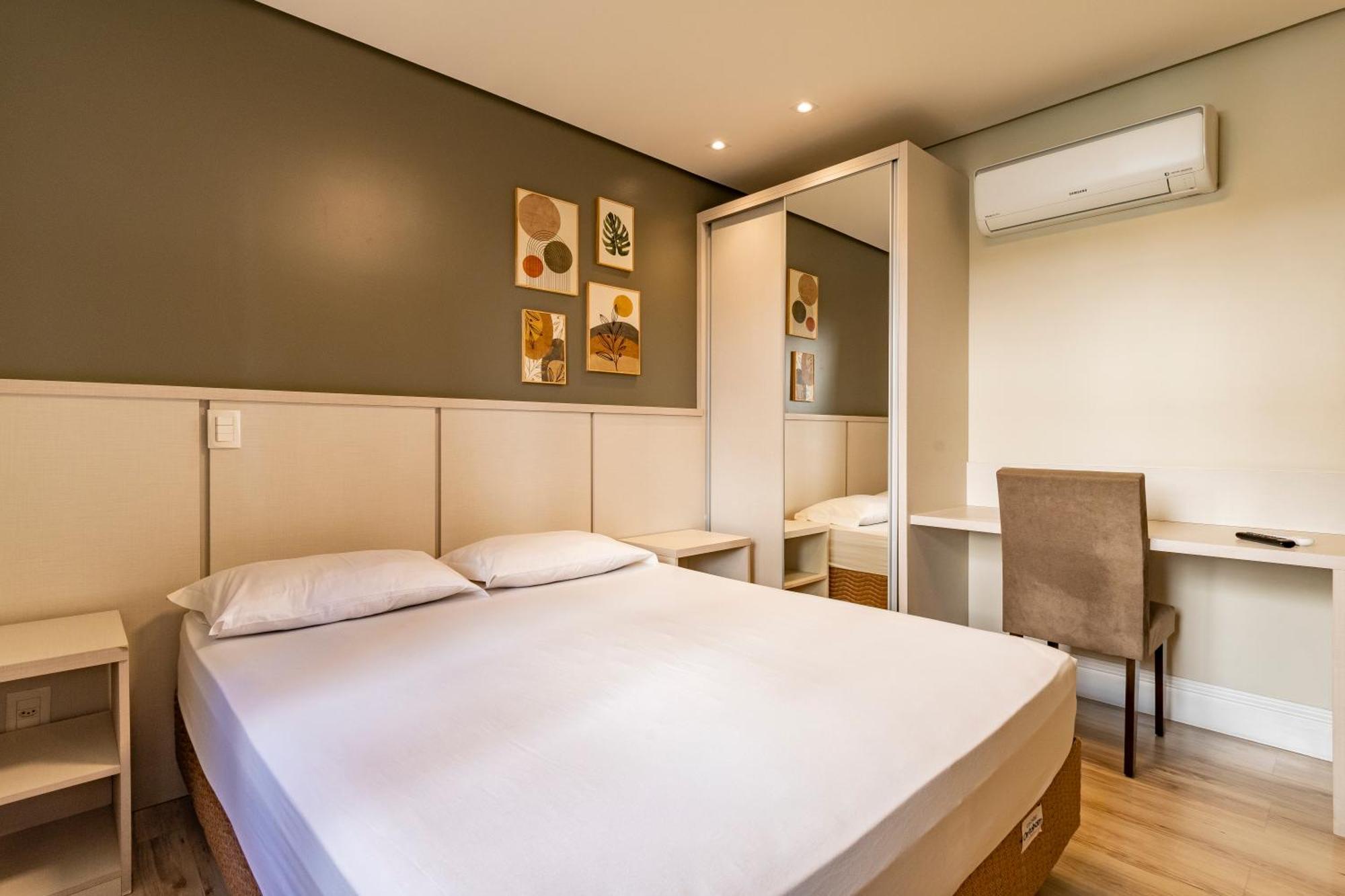 A Apenas 300 Mts Da Rua Coberta, No Exclusivo Via Florida Apartment Gramado Bagian luar foto